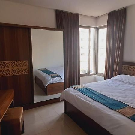 Furnished Apartments Near Mcdonald'S Al-Madina Al-Monawara St Аман Екстериор снимка