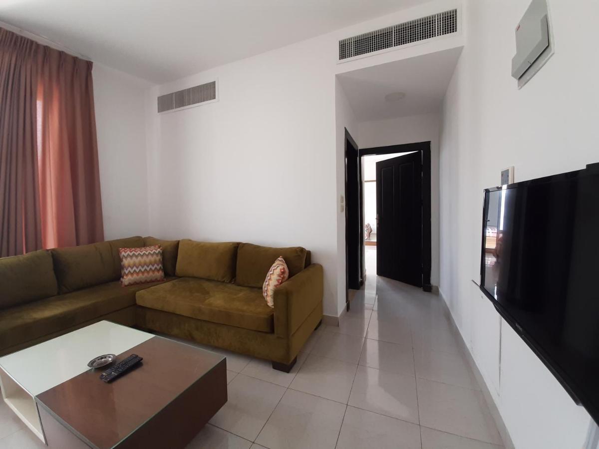 Furnished Apartments Near Mcdonald'S Al-Madina Al-Monawara St Аман Екстериор снимка